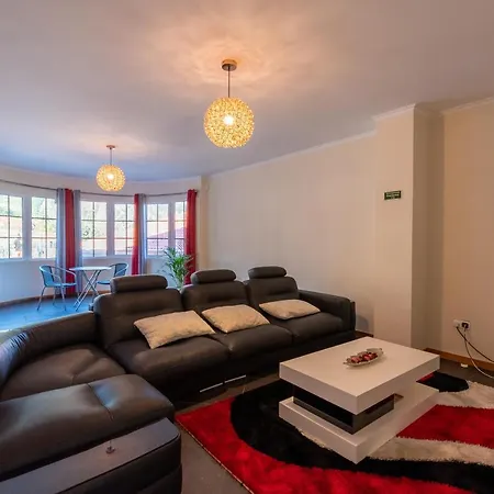 Cristina Grand Tatil Evi *